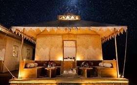 Desert Popular Resort & Camp